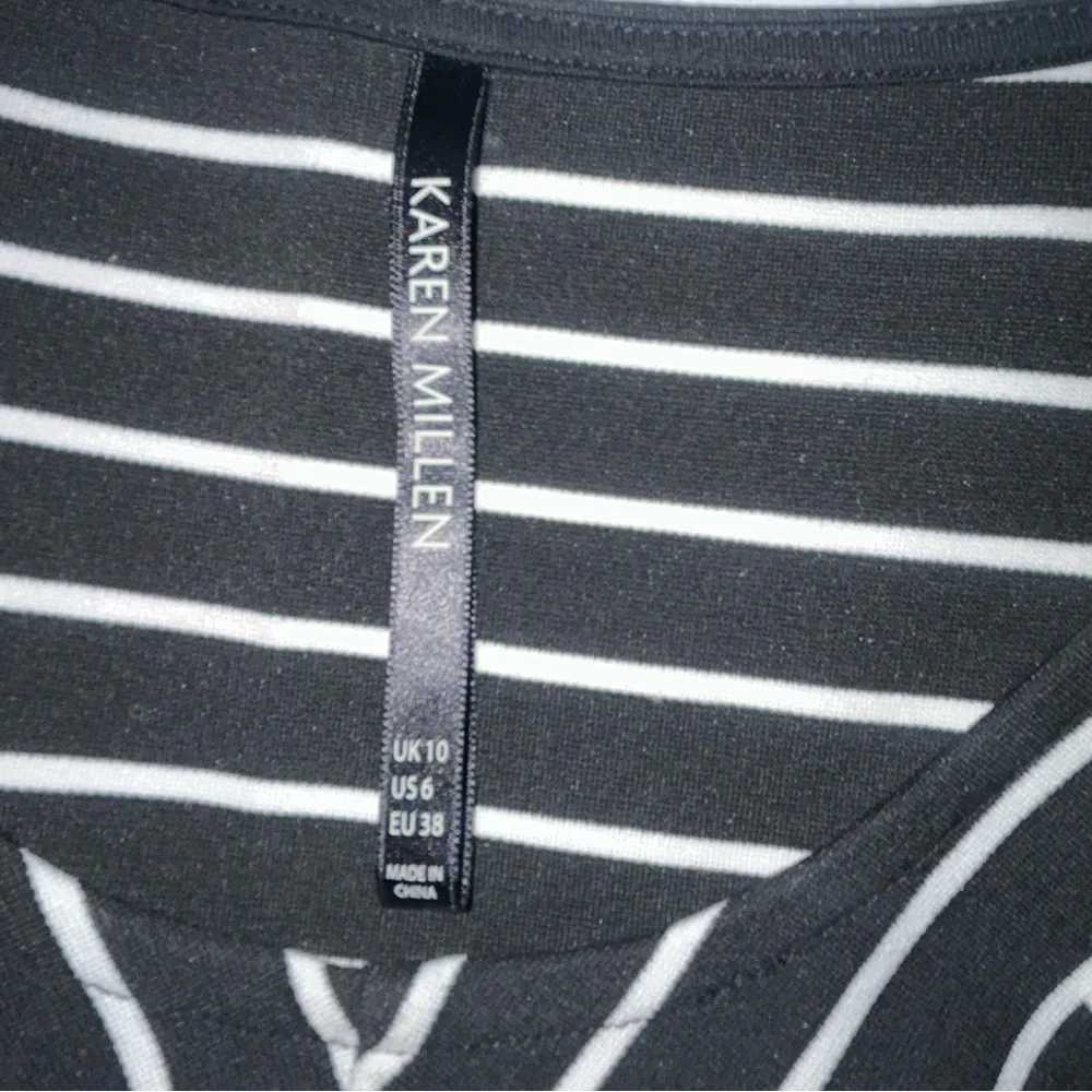 Karen Millen Black and White Top women’s size 6‎ - Picture 7 of 8